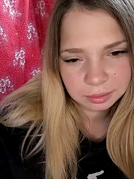 Zuli Kiska online show from October 13, 2025, 11:10 am