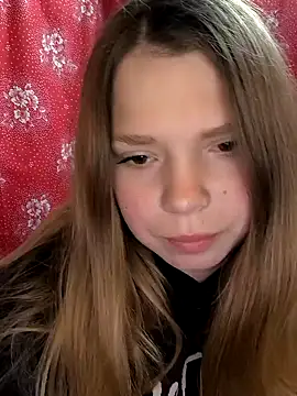 Zuli Kiska online show from April 19, 2026, 7:49 pm