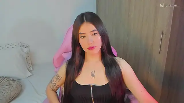 iriswest  online show from March 22, 2025, 12:28 am