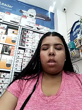 SaLomeJonees online show from October 17, 2025, 8:00 pm