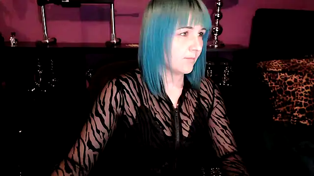 beauty-of-pain online show from May 4, 2026, 7:21 pm
