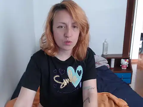 kittykalor09 online show from February 20, 2025, 3:19 pm