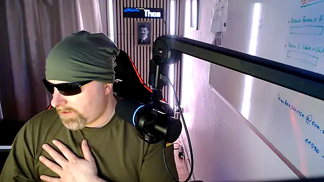 DerPornoPete online show from May 2, 2026, 7:41 pm