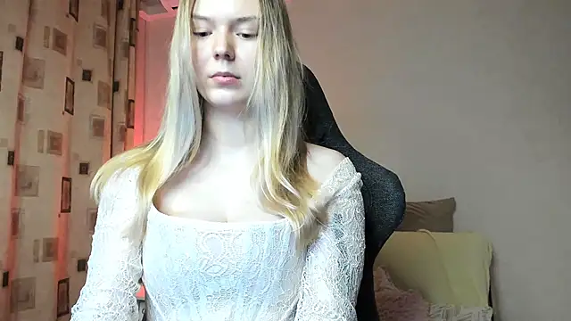 Vivian Davis online show from February 2, 2025, 4:11 pm