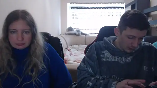 PeterAndJen online show from March 16, 2025, 10:00 am