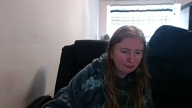 Snapshot of PeterAndJen chatting on February 8, 2026, 7:45 am PeterAndJen online show from February 8, 2026, 7:45 am