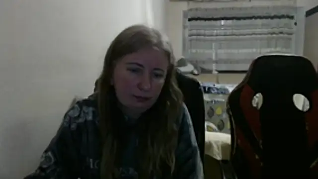 Snapshot of PeterAndJen chatting on February 8, 2026, 7:50 pm PeterAndJen online show from February 8, 2026, 7:50 pm