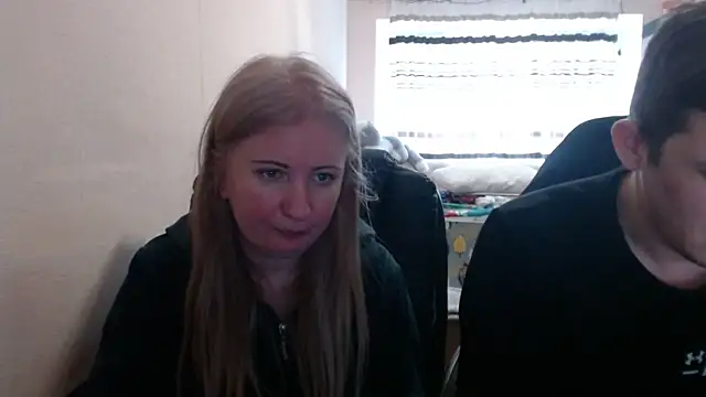 PeterAndJen online show from March 22, 2026, 6:33 pm