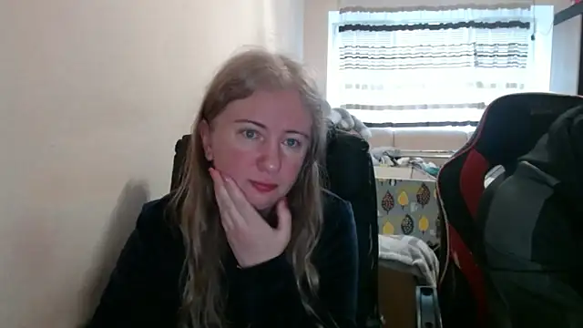 PeterAndJen online show from April 2, 2026, 4:32 am