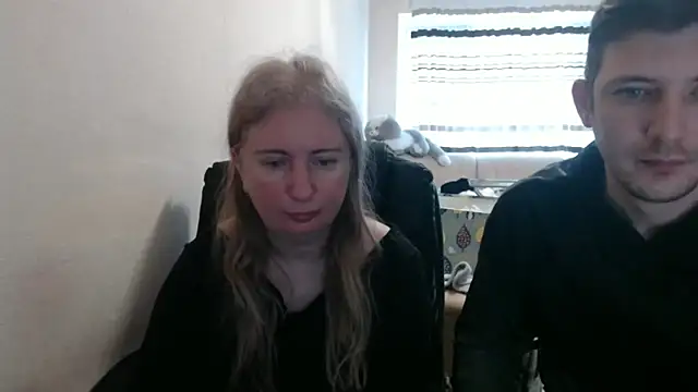 PeterAndJen online show from April 5, 2026, 5:59 am