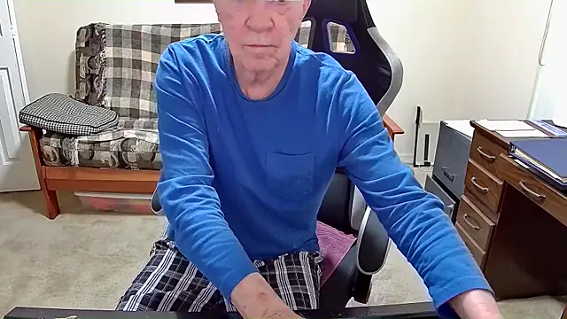 Snapshot of jimmy_d47 chatting on April 5, 2026, 12:13 pm jimmy d47 online show from April 5, 2026, 12:13 pm