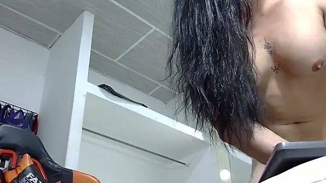 EvaTiffany online show from February 27, 2026, 3:39 am