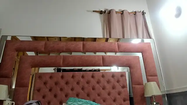 Snapshot of briana_wonder69xxx chatting on November 5, 2025, 9:26 pm briana wonder69xxx online show from November 5, 2025, 9:26 pm