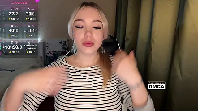 Snapshot of ariashaa chatting on November 16, 2025, 2:11 pm ariashaa online show from November 16, 2025, 2:11 pm