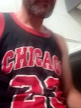 Snapshot of raulacab chatting on May 9, 2026, 6:24 pm raulacab online show from May 9, 2026, 6:24 pm