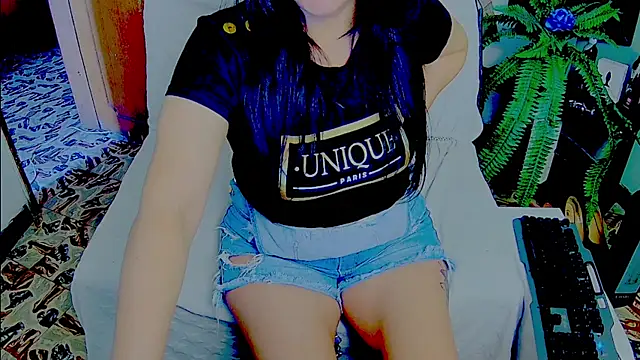 Snapshot of Mommy-pervert chatting on September 19, 2025, 8:31 pm Mommy-pervert online show from September 19, 2025, 8:31 pm