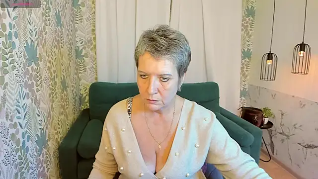 KathySunn online show from December 8, 2024, 1:36 pm