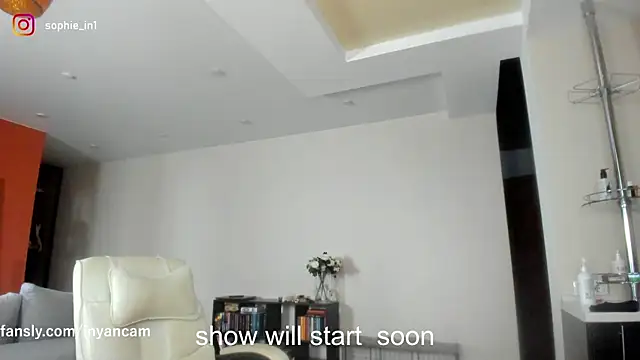 Snapshot of _in_yan chatting on July 26, 2026, 5:37 am in yan online show from July 26, 2026, 5:37 am