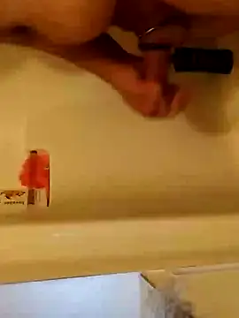 Snapshot of Dnbigo89 chatting on December 2, 2024, 2:30 pm Dnbigo89 online show from December 2, 2024, 2:30 pm