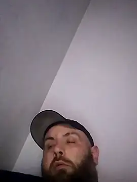 Snapshot of Dnbigo89 chatting on February 25, 2025, 2:33 pm Dnbigo89 online show from February 25, 2025, 2:33 pm