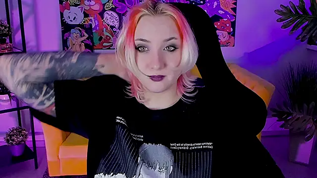 AsheLucker online show from March 7, 2025, 5:40 am