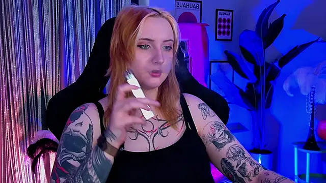 AsheLucker online show from May 13, 2026, 2:31 am
