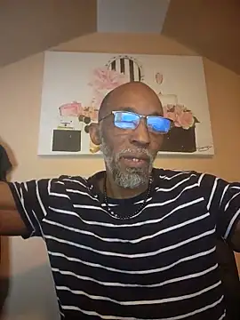 Snapshot of Lonelynudist59 chatting on May 6, 2026, 11:04 am Lonelynudist59 online show from May 6, 2026, 11:04 am