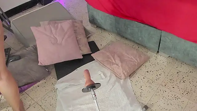 Snapshot of IsiisLovei chatting on March 21, 2026, 3:15 pm IsiisLovei online show from March 21, 2026, 3:15 pm