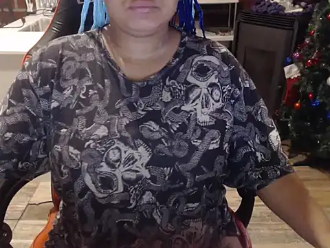 Snapshot of Hilarybunnyy chatting on November 15, 2025, 11:18 am Hilarybunnyy online show from November 15, 2025, 11:18 am