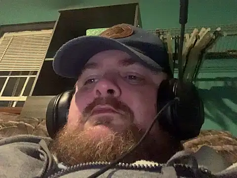 Snapshot of fatdickdaddy448 chatting on January 6, 2025, 8:35 am fatdickdaddy448 online show from January 6, 2025, 8:35 am