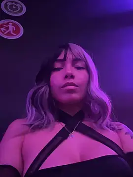 numberfav8 online show from March 20, 2025, 3:02 am