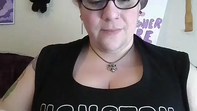 Snapshot of GothyBaby chatting on April 26, 2026, 7:22 pm GothyBaby online show from April 26, 2026, 7:22 pm