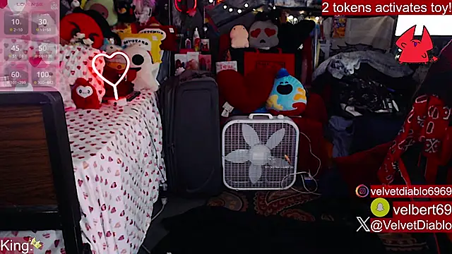 VelvetDiablo online show from February 5, 2026, 1:21 am