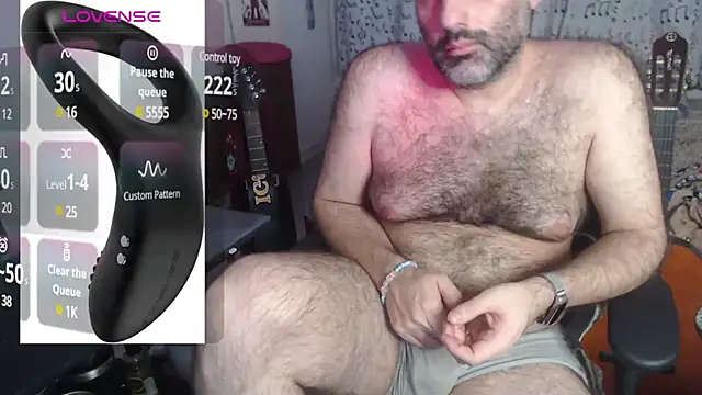 Snapshot of DarkRosa chatting on January 14, 2025, 4:47 am DarkRosa online show from January 14, 2025, 4:47 am