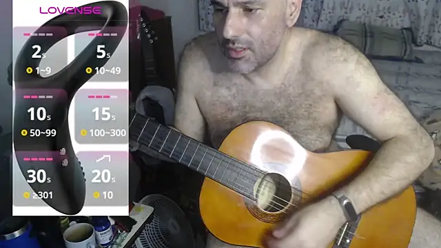 Snapshot of DarkRosa chatting on February 12, 2025, 12:58 am DarkRosa online show from February 12, 2025, 12:58 am