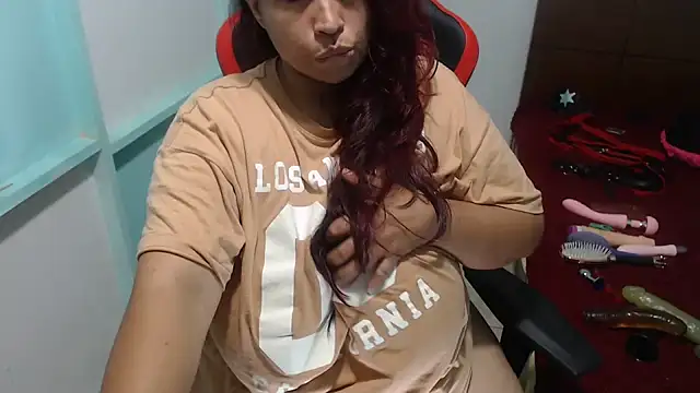 NatalySexxxMilk online show from November 11, 2025, 5:29 am