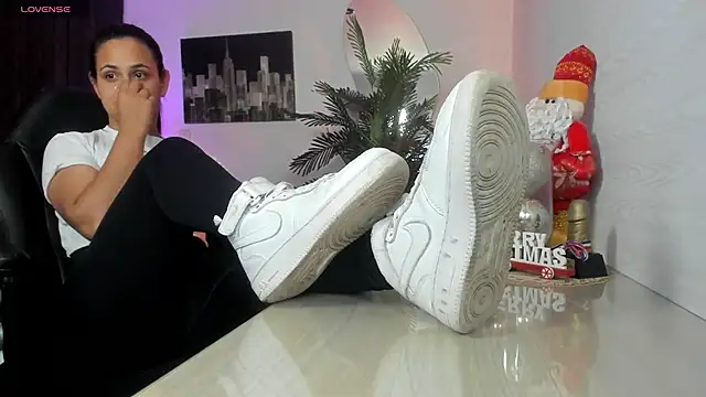 Amaia Bushida online show from November 25, 2025, 2:11 am