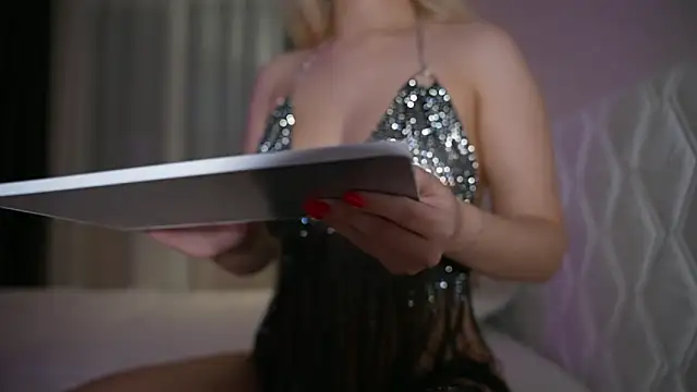 Snapshot of CatchMe1 chatting on February 25, 2026, 2:48 pm CatchMe1 online show from February 25, 2026, 2:48 pm