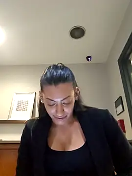 Nikkierosee online show from March 15, 2025, 10:33 pm