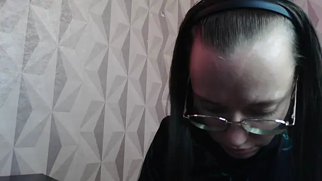 Aelita bb online show from November 9, 2025, 4:05 pm