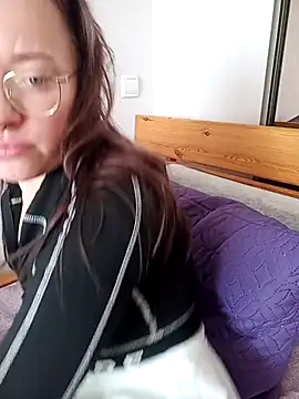 Aelita bb online show from April 19, 2026, 8:35 am