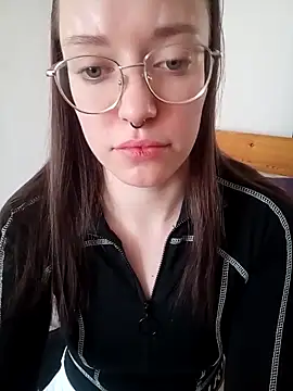 Aelita bb online show from April 20, 2026, 9:34 am