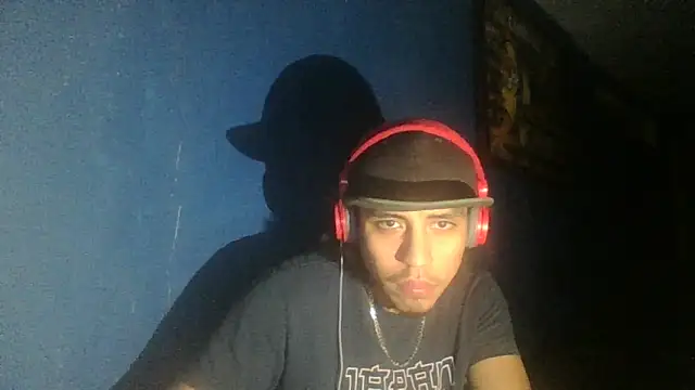 AlexAlejandro13 online show from October 6, 2025, 7:06 am