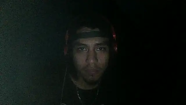 AlexAlejandro13 online show from October 21, 2025, 6:03 am