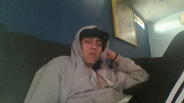 AlexAlejandro13 online show from February 10, 2026, 9:08 pm