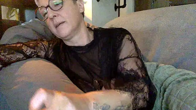 Kbimpakt online show from November 17, 2025, 8:20 am