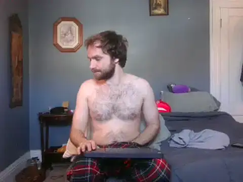 hpluvsplata online show from February 28, 2025, 2:20 pm