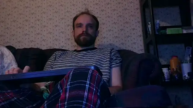 hpluvsplata online show from July 12, 2026, 3:52 am
