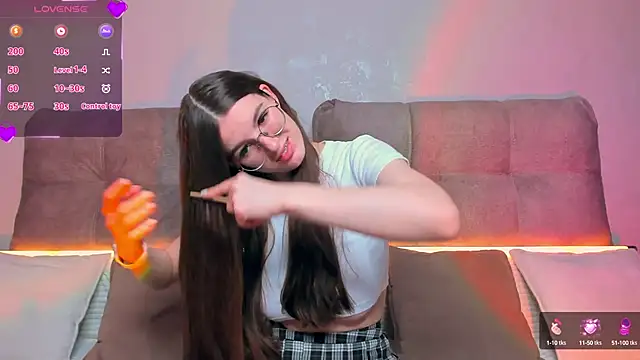 Snapshot of AriellaTesk chatting on December 20, 2024, 4:09 am AriellaTesk online show from December 20, 2024, 4:09 am