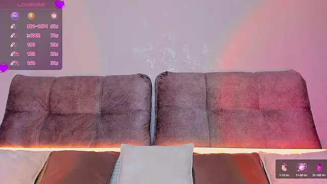 Snapshot of AriellaTesk chatting on February 18, 2025, 6:04 am AriellaTesk online show from February 18, 2025, 6:04 am